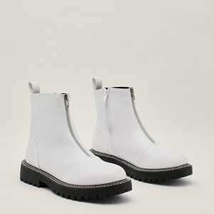 NWOT Nasty Gal faux leather front zip up boots — size 6.5